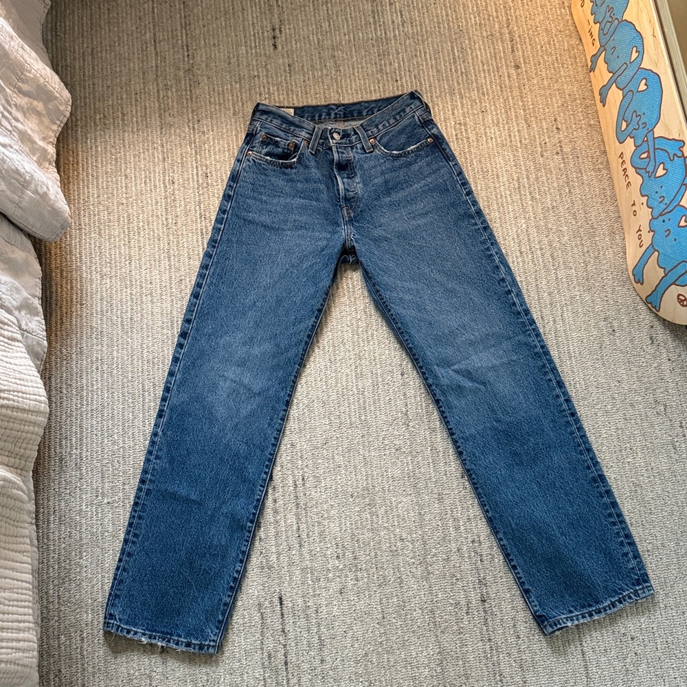 Levi’s 501 W25 barely worn